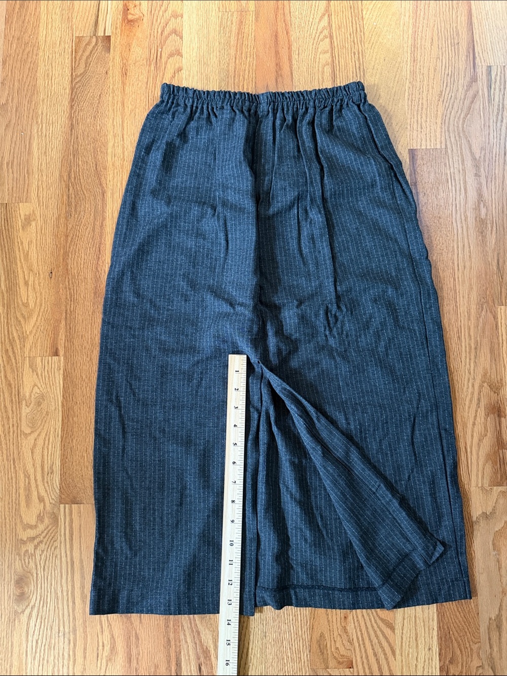 Gwenn of Seattle Dark Gray wool S Pinstripe Elastic-Waist Midi Skirt - Picture 5 of 5